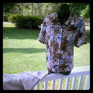 Beautiful jungle print!